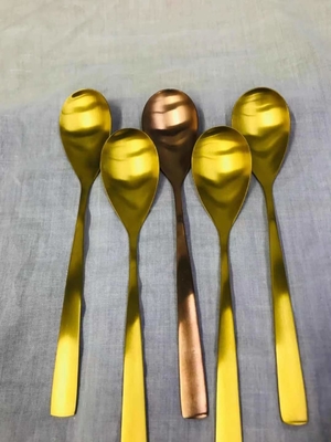 Banyo kapı kilitleri için yüksek verimli metal PVD kaplama makinesi Otomobil parçaları Motosiklet parçaları
