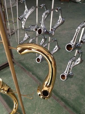 Çeşitli fonksiyonlu metal tabaka, plastik parça ve seramik ürün kaplama için vakum kaplama makinesi