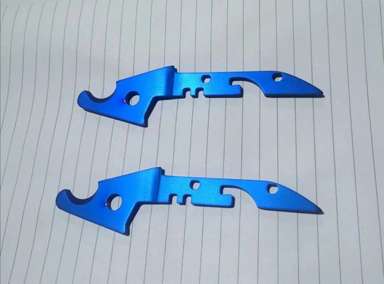 Yüksek istikrarlı Mini Pvd Kaplama Makinesi Film Katmanı Daha Hassas Pvd Vakum Dekoratif Kaplama Makinesi Mücevherler için