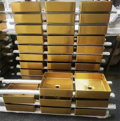 Pvd Vakum Kaplama Makinesi Paslanmaz Çelik Seramik Ürünler Pvd Kaplama Ekipmanı