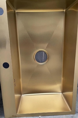 Dikey tek kapılı yapı ile Güvenli Seramik Tile PVD Kaplama Makinesi