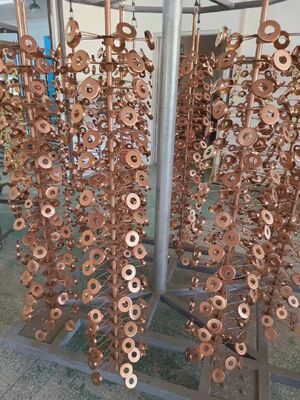 Yüksek Sertlikte Aşınmaya Dayanıklı Kaplamalı ve Tam Otomatik Kontrollü Küçük Donanım PVD Vakum Kaplama Makinesi