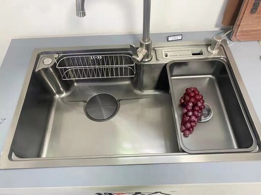 Mutfak armatürleri için hijyenik metal bitirme ve Tam Otomatik Kontrol Sistemi ile lekeye dayanıklı PVD kaplama makinesi
