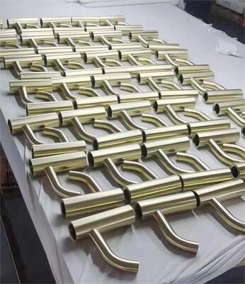 Büyük Çıkışlı Pirinç Çinko Alaşım Su Dokunun Musluk Vakum PVD Altın Kaplama Makinesi