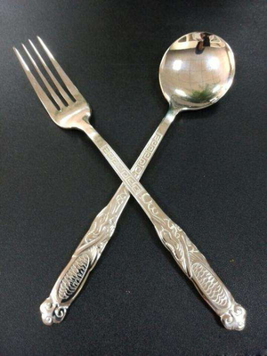 Metal yemek malzemeleri / sünger / çatal / bıçak için PVD vakum kaplama makinesi